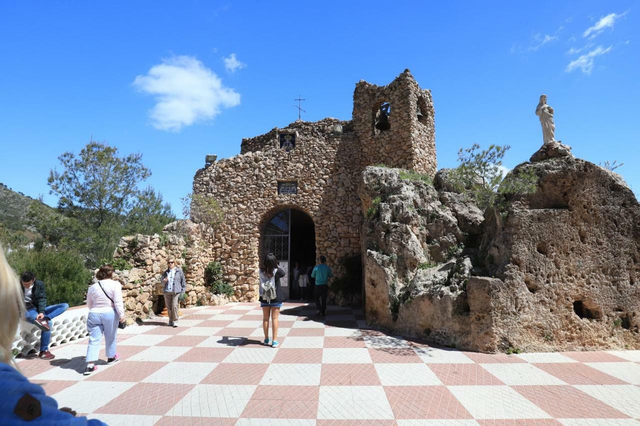Вилла Mijas Pueblo Cosy Townhouse, Sleeps 4 Экстерьер фото